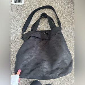 Lululemon Duffle/Gym Bag